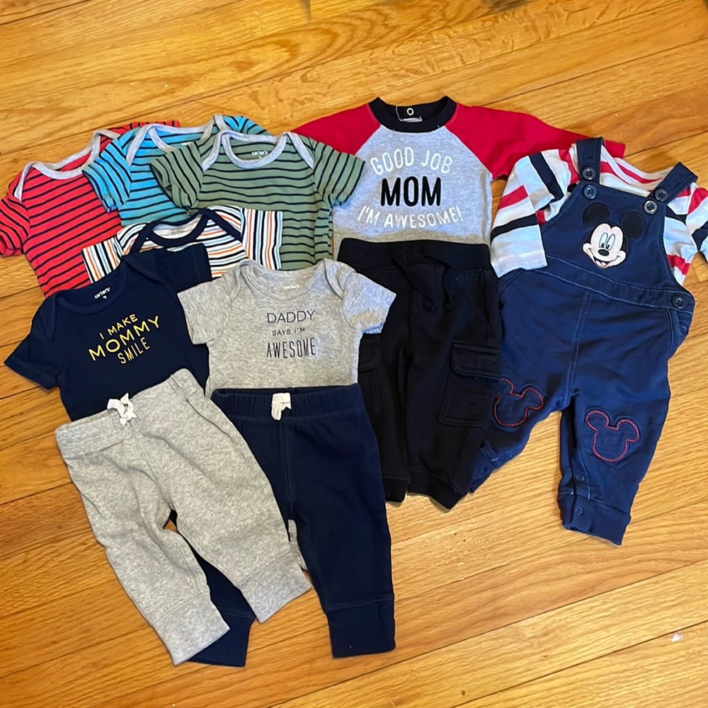 Stripes & Disney 3M Gender Neutral Baby Lot - 12 pieces